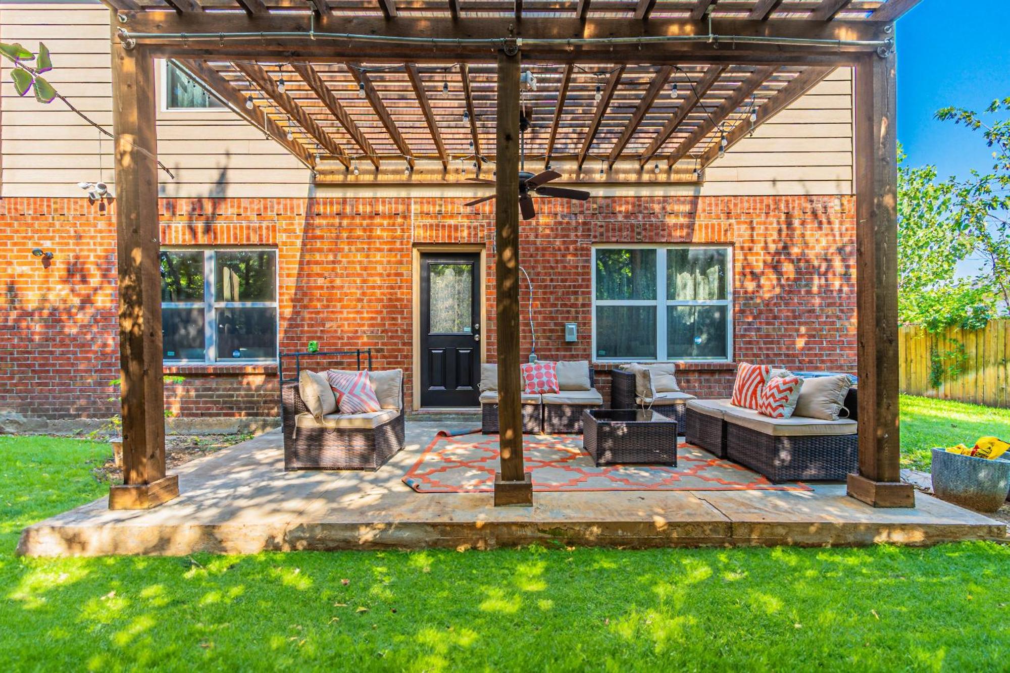 Luxury 5Br Dallas Retreat With Business Amenities - Perfect For Business Travelers, Families & Groups Exterior foto
